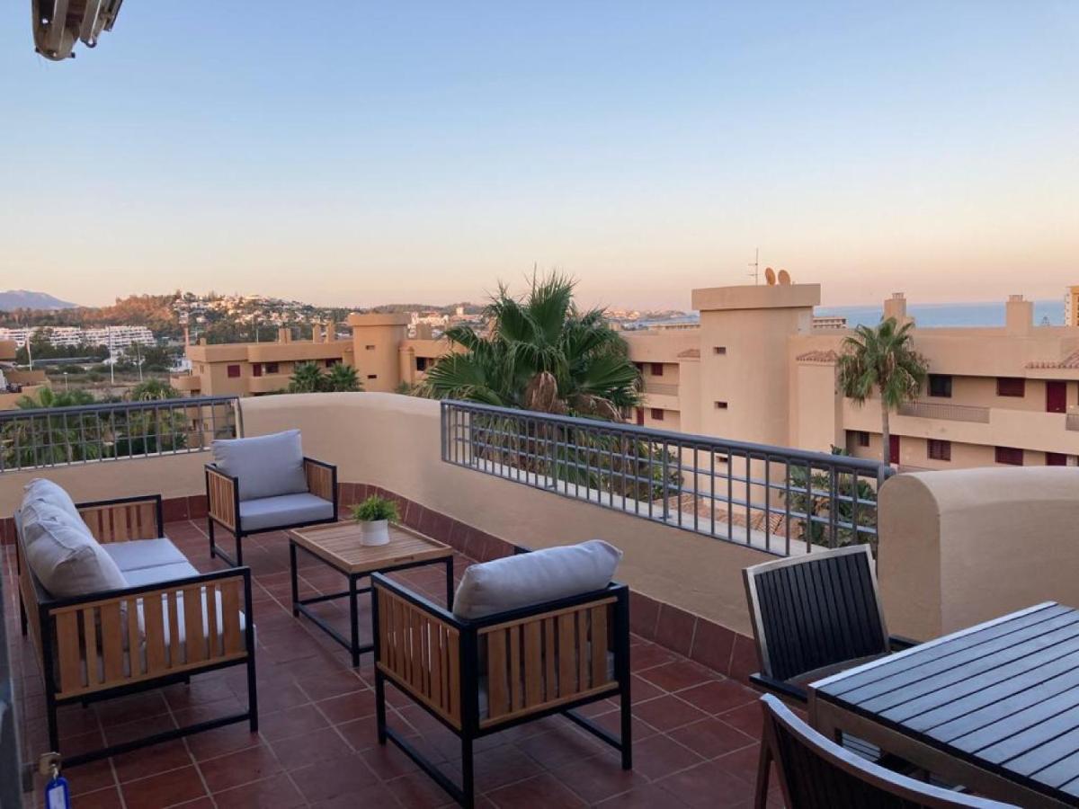 Ferienwohnung Lets In The Sun Blue Cala La Cala De Mijas Exterior foto