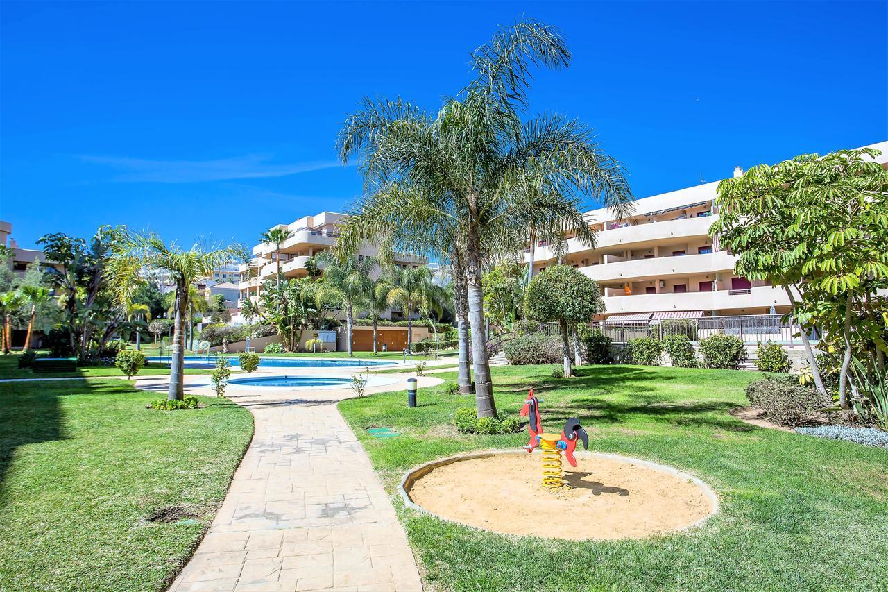 Ferienwohnung Lets In The Sun Blue Cala La Cala De Mijas Exterior foto